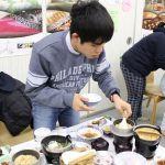 食事の様子3