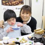 食事の様子4