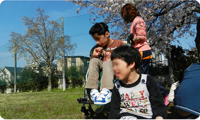 入学式、家族連絡会、こどもの日の様子