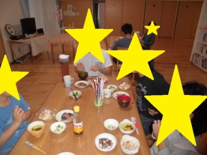 食事前の様子
