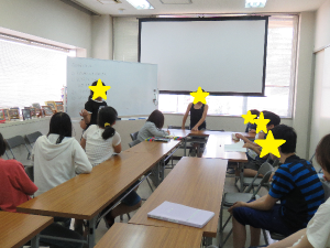 会議に熱中する子どもたち