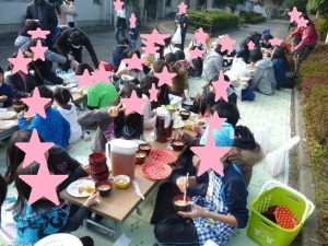 おもちを食べている様子