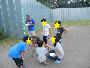 バーベキューをしている写真