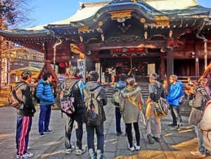 鬼子母神堂での様子