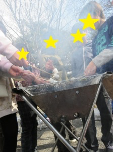 焼きマシュマロを焼いている様子1