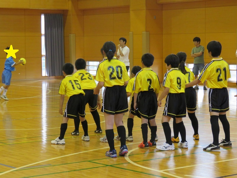 試合開始